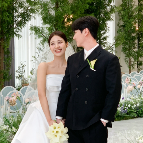 본식 24시간 이내 전송! 자연스러운 빈티지 필름 무드 아이폰 스냅 [서울/경기]